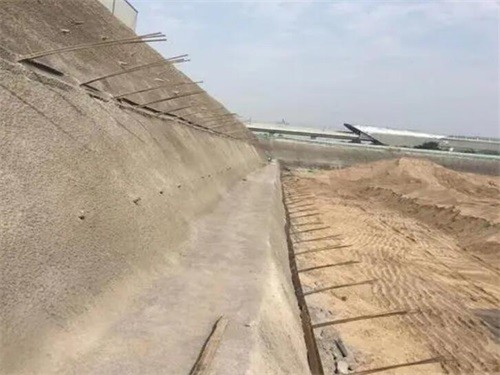 长葛河道边坡加固